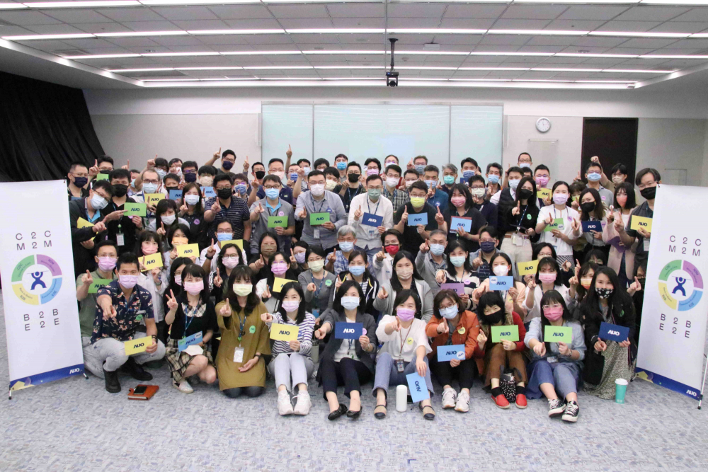 友達提供全球及集團輪調機會，支持同仁持續進修學習，致力為專業人才打造友善多元的職場環境