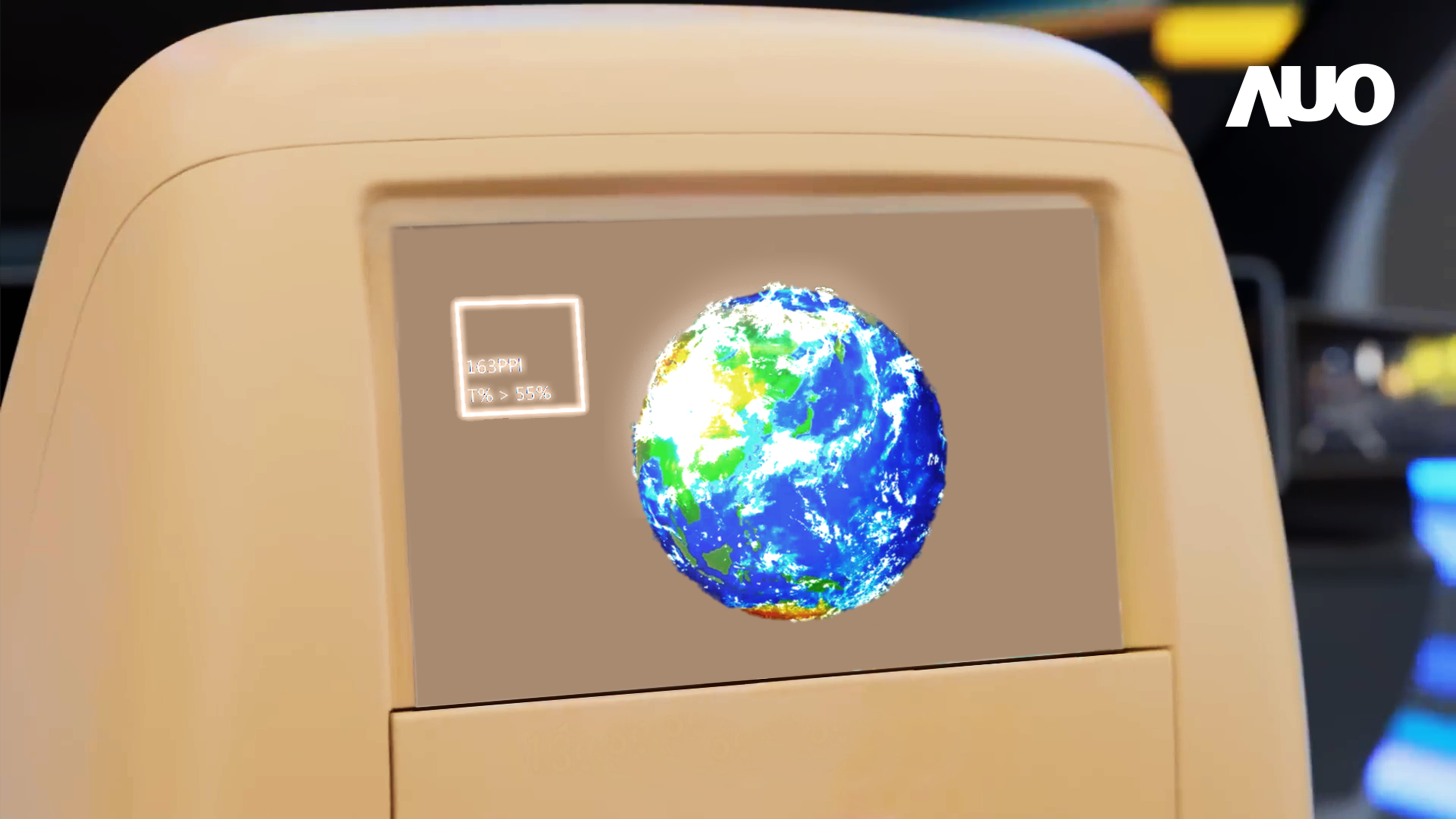 8868体育突破设计与制程挑战，推出全球最高分辨率163ppi的13.5吋透明Micro LED面板，并积极布局智能车市场，以期拓展透明显示应用的可能性