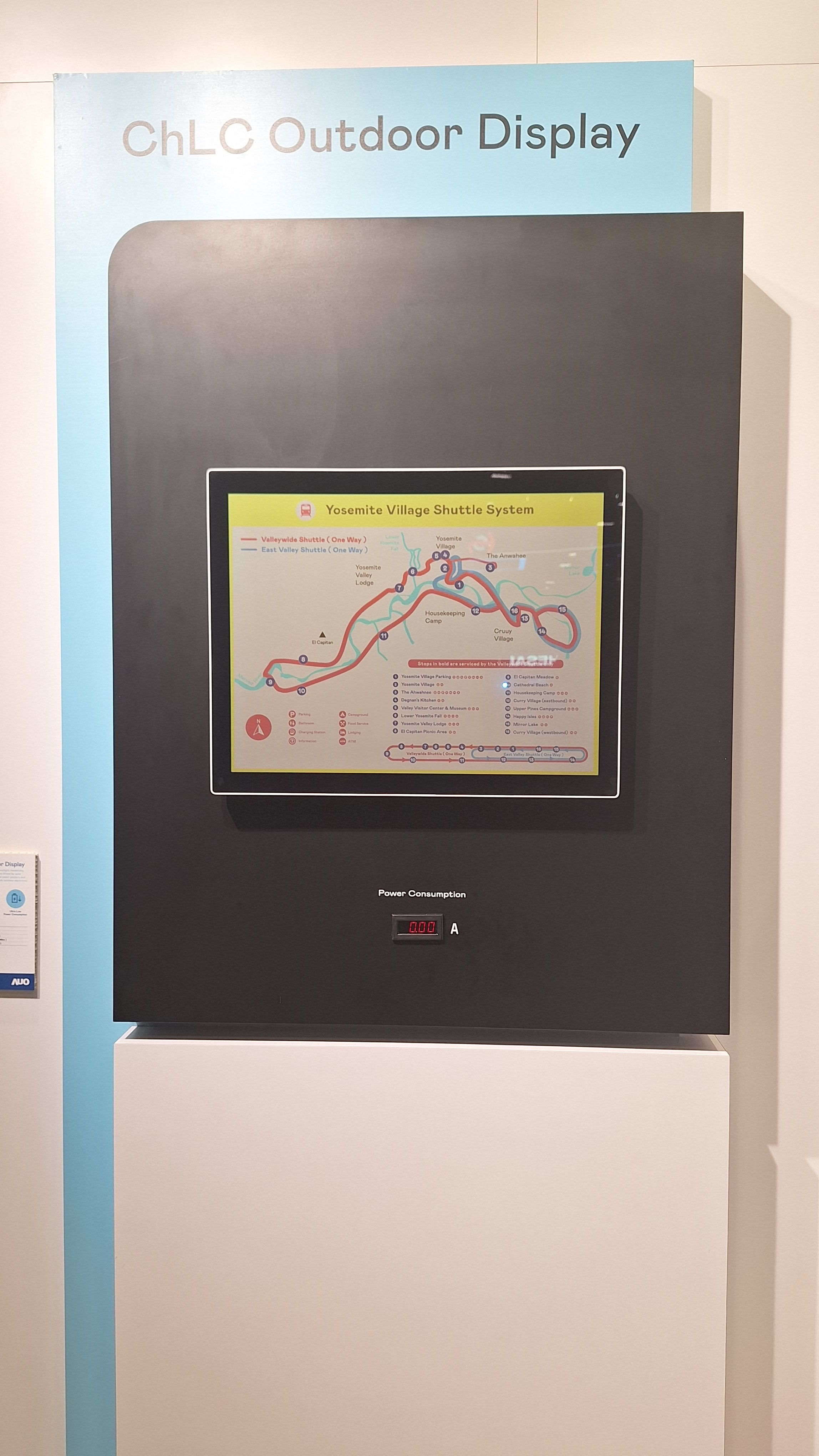 8868体育的「胆固醇液晶超低耗能户外全彩显示器」不只环保省电，且符合户外严苛使用环境，拥有在摄氏-30度至85度下的宽温使用优势，并且强光愈强愈能呈现绝佳的色彩饱和度及显示效果，易于安装的特性将成为户外电子看板的新首选。