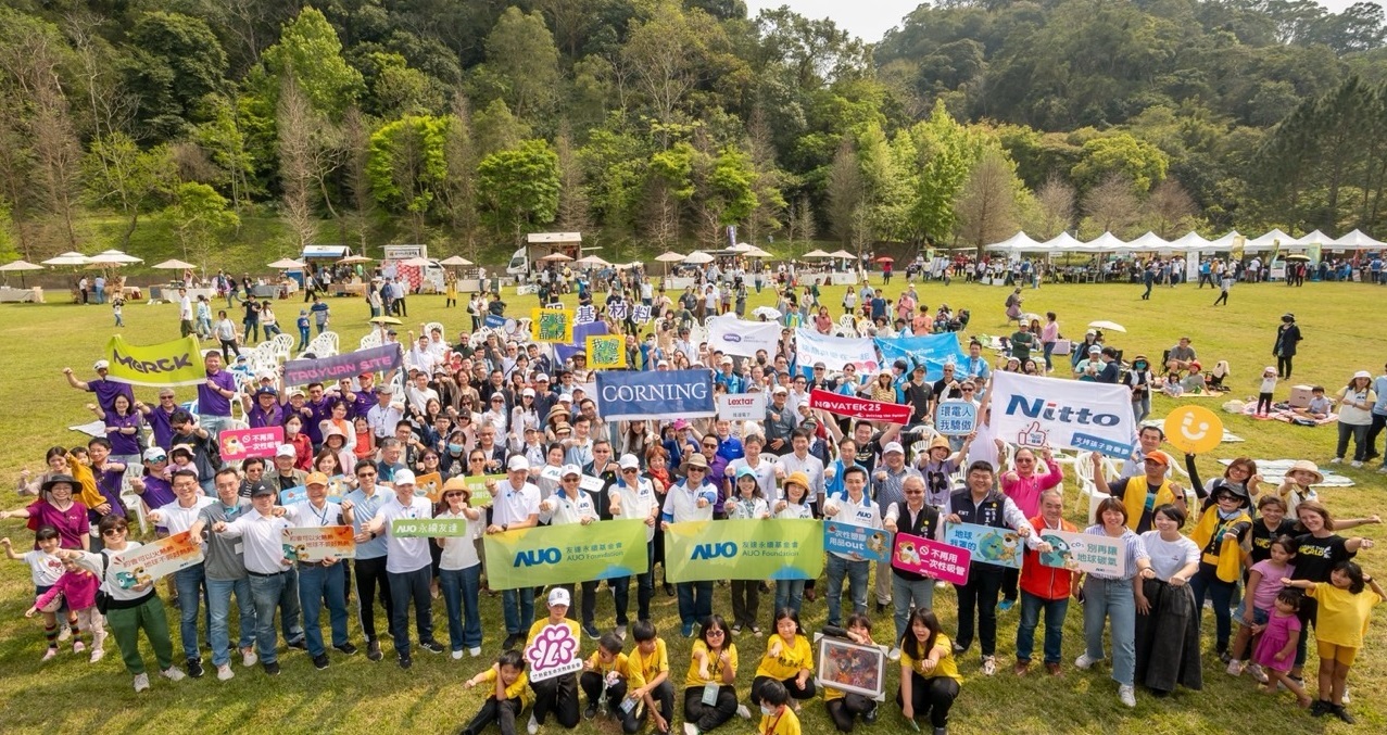 8868体育致力永续平衡发展，第14年入选DJSI世界指数成分股（DJSI World），在全球顶尖电子设备仪器组件产业展现卓越的永续竞争力，获国际指数肯定